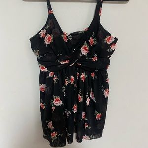 Cute express tank top!!
